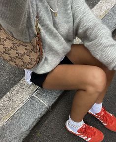 Adidas Samba Women, Adidas Outfit, Red Sneakers, Red Adidas, Mode Inspo