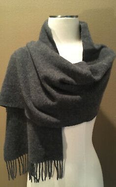 68”x14” Nautica 100% Lambswool Charcoal Gray Scarf W Fringe Unisex | eBay Thick Scarf Outfit, Gray Scarf Outfit, Scarf Reference, Grunge Scarf, Thrift Manifest, Cute Scarf, Turquoise Sweater, Scarf Ideas, Thick Scarf