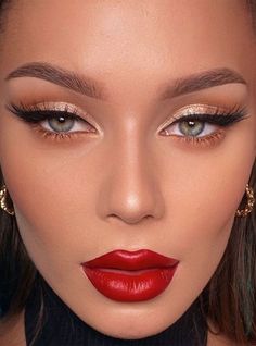 Makeup Bibir, Spring Makeup Trends, Makeup Cantik, Maquillage On Fleek, Red Eye Makeup, Holiday Makeup Looks