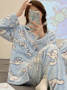 Sanrio Hello Kitty Cute Coral Fleece Men And Women Autumn Winter Pajamas Warm Loose Long-sleeved Long Sleeve Cartoon Print Sleepwear, Long Sleeve Cartoon Print Sleepwear For Home, Cute Long Sleeve Loungewear Sleepwear, Cute Long Sleeve Sleepwear For Loungewear, Long Sleeve Cartoon Print Sleepwear For Loungewear, Cute Blue Long Sleeve Sleepwear, Casual Cartoon Print Sleepwear For Winter, Casual Winter Sleepwear With Cartoon Print, Long Sleeve Cartoon Print Bedtime Tops