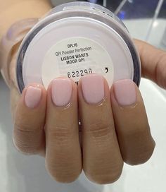 Gel Shalac Nails, Dip Nails On Real Nails, Best Dip Color Nails, Natural Pink Sns Nails, Neutral Sns Nails Short, Short Dip Powder Nails Wedding, Short Nail Inspo Neutral, Short Classy Nails Dip, Top Opi Dip Colors