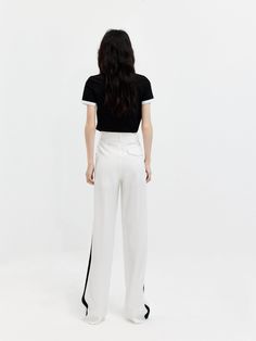 MO&Co. Women's Contrast Trim Suit Pants Features : - Contrast trim design- Wide and Straight leg and side pockets- Belt loops and a zipper and hook closure Code: MBC2PAT009The back length of size M is 107cmMATERIALS & CARE Material: 100% PolyesterOur sizes might be a little different from US/EU sizes. Please refer to the size guide carefully before purchasing at the above description.REMINDER: All items are measured manually. Please note that it's reasonable that there might be minor measurement Spring Workwear Bottoms With Contrast Trim, Wide Leg Bottoms With Contrast Trim For Work, Spring Wide Leg Bottoms With Contrast Trim, Workwear Straight Leg Bottoms With Contrast Trim, Workwear Pants With Contrast Trim, Workwear Bottoms With Contrast Trim, Straight Leg Workwear Bottoms With Contrast Trim, Straight Leg Bottoms With Contrast Trim For Work, Chic Fitted Bottoms With Contrast Trim