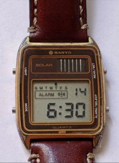 Digital Watch Aesthetic, Watch Aesthetic Vintage, 70s Watch, Casio Vintage, Solar Watch, Retro Watches, Dope Jewelry, Funky Jewelry, Jewelry Lookbook