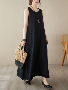 Effortless Simplicity - Sleeveless Round-Neck Midi Dresses with Loose Fit in Solid Color Spring Sleeveless Plain Maxi Dress, Casual Sleeveless Plain Maxi Dress, Understated Elegance, Midi Dress Sleeveless, Midi Dresses, Elevate Your Style, Fit In, Your Style, Color Palette