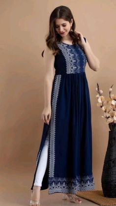 Branded Clothes, Gaun Fashion, Sleeveless Suit, Long Dress Design, Indian Dresses Traditional