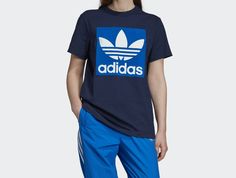 adidas Originals Women Boyfriend  Tee Collegiate Navy ED7466 100% Authentic, Brand New with tag Women Size: Small -Medium Style # ED7466 Product Details:   A tee with oversize attitude and bright colour. A fresh take on a classic logo style.  A big Trefoil logo and a box of contrast color create a bold look for this t-shirt.  Made of soft cotton, It offers the easy, effortless feel of an oversize shape. Oversize fit provides a modern and effortless look Ribbed crewneck Short sleeves 100% cotton Adidas Logo Athleisure Tops With Relaxed Fit, Sporty Tops With Logo For Sports Season, Spring Adidas Logo Relaxed Fit Tops, Adidas Casual T-shirt For Sports Season, Casual Blue Adidas Logo Top, Spring Adidas Logo Top With Relaxed Fit, Casual Adidas Logo Sports Top, Casual Adidas Logo Tops For Sports, Casual Adidas Logo Tops