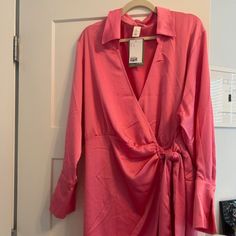 Perfect Shade Of Pink Wrap Dress From H&M. Never Worn, Nwt H&m Wrap Dress, Spring Long Sleeve Mini Dress With Tie Waist, Pink Tie Waist Mini Dress For Brunch, Pink Mini Dress With Tie Waist For Brunch, H&m V-neck Midi Dress For Fall, Pink V-neck Mini Dress With Tie Waist, Long Sleeve Mini Dress With Tie Waist For Brunch, H&m Dresses For Day Out In Fall, H&m Dresses For Fall Day Out