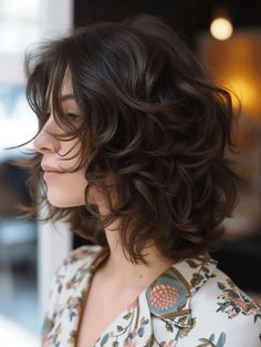 Layered Bob Hairstyles Wavy Hair, Shoulder Wavy Hair, Shoulder Length Wavy Haircuts, Shoulder Length Wavy Hair With Layers, Hair Shoulder Length, Shoulder Length Wavy Hairstyles, Thick Hair Bangs, Shoulder Length Wavy Hair, Spring Haircuts