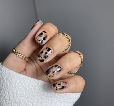 Tortoise Shell Nails, Nails For Halloween, Shell Nails, Halloween Nail Ideas, Foot Nail, Fall Nail Trends, Minimal Nails, Get Nails