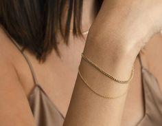 Gold Chain Bracelet Women, Simple Gold Bracelet, Bracelet Thick, Cuban Link Bracelet, Cuban Link Necklace, Gold Chain Bracelet, Jewelry Bracelets Silver, Classic Bracelets, Gold Bracelets