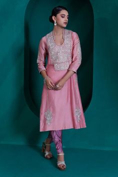 Rose pink chanderi tunic featuring sequin, badla, and silver zari embroidery with pearl lace. Paired with a tulip pant and dupatta in a matching hue., Fit: Relaxed Tulip Pants, Pearl Lace, Zari Embroidery, Pearl And Lace, Women Kurta, Embroidered Tunic, Straight Kurta, U Neck, Pant Set