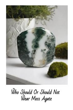 As a Reiki healer, I get a lot of questions about who should wear moss agate jewelry or keep moss agate around. Makes sense, right? With its stunning green color and connection to nature, moss agate is irresistible! Moss Agate Crystal, Green Moss Agate Jewelry With Large Stone, Moss Agate Healing Properties