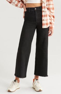 Dial in a retro vibe in these wide-legged pants cut to a cute, cropped length with a frayed hem for a dash of DIY charm. 28" inseam; 22" leg opening; 12" front rise; 15" back rise (size 29) Zip fly with button closure 67% cotton, 29% polyester, 3% viscose, 1% elastane Machine wash, tumble dry Imported Retro Wide Leg Bottoms For Fall, Casual Cropped Wide Leg Pants For Fall, Retro Bottoms With Frayed Hem For Fall, Retro Fall Bottoms With Frayed Hem, Fall Relaxed Fit Pants With Frayed Hem, Retro Wide Leg Pants For Fall, Cropped Cotton Wide Leg Pants For Fall, Cropped Wide Leg Cotton Pants For Fall, Retro Wide-leg Bottoms With Frayed Hem