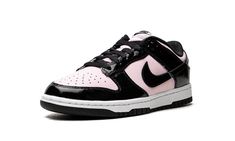 The Women’s Nike Dunk Low “Pink/Black Patent” is a women’s-exclusive colorway of the vintage basketball shoe with a patent leather design.  The “Pink/Black Patent” version of the Dunk Low updates the popular sneaker in women’s sizing with glossy black patent leather overlays against a Pink Foam-colored leather base.  Specifically, the toe, forefoot, eyelets, quarter panel and Swoosh are all designed in black patent leather.  A white midsole and black rubber outsole complete the look.  Release da Nike Dunk Low Pink Foam, Dunk Low Pink Foam, Nike Noir, Black Patent Shoes, Vintage Basketball, Tenis Nike, Popular Sneakers, Patent Shoes, Nike Dunk Low