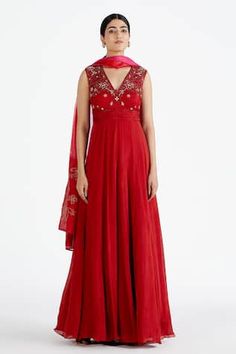 Buy Ivory 45 Gms Light Chanderi Silk Embroidered Bead And Mirror Anarkali & Pant Set For Women by Labbada Online at Aza Fashions. Organza Anarkali, Red Anarkali, Anarkali With Dupatta, Red Kurta, Long Gown Design, Silk Organza, Red Silk, Long Gown, Embroidered Silk