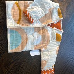 Candidart Reversible Quilted Jacket This Jacket Is Amazing Brand New Never Worn Super Soft And Cozy Perfect Christmas Gift Reversible Quilt, Quilted Jacket, Perfect Christmas Gifts, Orange White, Kids Jacket, Perfect Christmas, Best Brand, Color Orange, Christmas Gift