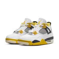 The Women’s Air Jordan 4 'Vivid Sulfur' makes a triumphant return with a charged colorway. Its crisp white leather upper serves as a clean canvas, allowing vibrant pops of Vivid Sulfur and Anthracite to shine. The design language harks back to its '89 hoops origins, complete with the iconic Jumpman tongue logo, netting on the quarter and tongue panels, and customizable “wings” for laces. Whether you’re dressing up or keeping it casual, this AJ4 is the perfect off-court flex. The shoe features a two-tone midsole with an exposed Air-sole unit inside the heel. Nmd Adidas, Air Jordans Women, Jordans Women, Jumpman Logo, Womens Air Jordans, Adidas Spezial, Retro 4, Jordan 4 Retro, Nike Tech Fleece