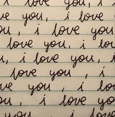 an old handwritten note with the words i love you