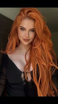 Ginger Hair Dyed, Pretty Redhead, Red Haired Beauty, Red Hair Woman, Beautiful Red Hair, Ginger Girls, Long Red Hair, Girls With Red Hair, Redhead Beauty