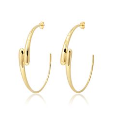 Handcrafted in polished 18-karat gold, our Medium Double Dome Hoops are a statement making pair. An on-trend hoop with a timeless design, these hoops instantly take every look up a notch. The updated hoops your wardrobe was waiting for, the Medium Double Dome Hoops are just what your jewelry box needed. Measures 46mm in diameter Made with love in Los Angeles Complimentary gift wrapping provided This item is currently available for pre-order only. All pre-ordered pieces must be paid for in full a Luxury Hoop Earrings With Shiny Finish, Contemporary Yellow Gold Hoop Earrings For Formal Occasions, Contemporary Polished Yellow Gold Hoop Earrings, Luxury Gold-tone Polished Hoop Earrings, Luxury Gold-tone Hoop Earrings With Polished Finish, Luxury Polished Gold-tone Hoop Earrings, Mama Hoodie, Jennifer Meyer, The Medium