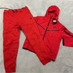 Reposhing This Item I Purchased From @Flinstoned. Large Size To Small For Me, Still Have Tags Never Worn! Questions? Leave A Comment Below! Red Hooded Activewear For Athleisure, Casual Winter Tracksuit For Outdoor Activities, Red Hooded Activewear For Gym, Casual Red Hooded Activewear, Red Hooded Casual Activewear, Red Fleece Athleisure Activewear, Mens Nike Outfits, Red Activewear For Winter Gym, Sporty Red Activewear For Fall