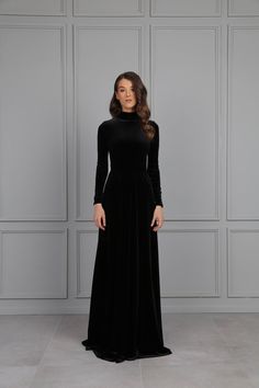 Black Bridesmaid Dresses With Sleeves, Black Velvet Bridesmaid Dresses, Slay Fashion, Symphony Dress, Velvet Dressing Gown, Black Bridesmaid, Velvet Dress Long, Bridesmaid Attire, Wardrobe Makeover