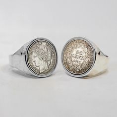 Signet ring in 925 thousandths Silver set with a real 50 Centimes Ceres Silver coin. Options Available: - Choice of the face of the coin: Obverse: Ceres OR Reverse: 50 Centimes Registrations:  - Obverse: Republic * French - Reverse: Liberty, Equality, Fraternity / 50 Cent. / Year Further information : - Diameter of the Coin: 18mm - Year of coinage: 1872 to 1895 Adjustment Offered in the event of a Size Error: Don't panic! We offer free size adjustment service for 7 days after receiving your orde Signet Ring Men, 50 Cent, La Face, Silver Coin, Fraternity, Silver Coins, Signet Ring, Unique Rings, Free Size