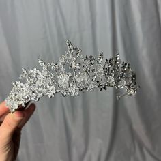 Don’t Have Too Much Information On What The Material Is, But It Feel’s Expensive And Is High Quality. Heavy Enough Where It Stays On Your Head, Without Feeling Too Burdensome. Wedding Crown Tiara, Bridal Crown Tiara, Floral Tiara, Tiara Headpieces, Silver Tiara, Crown Tiara, Jewel Colors, Silver Crown, Bridal Crown