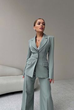 VI Slim-fit Suit Mint – VICLAN Graduation Suits For Women, Women Suit And Tie, Power Suits For Women, Graduation Suit, Mint Pants, Graduation Suits, Classy Suits, Slim Suit, Blazer Set