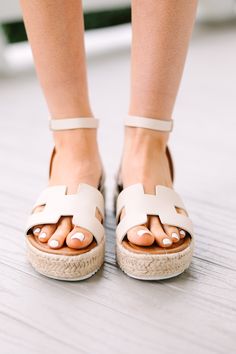 You are going to have so many feelings of love for these platform sandals! They are the perfect step up from basic sandals but just under heels. They are going to be a summer go to for sure! True to size. Nude Platform Sandals, Summer Sandles, Basic Sandals, Feelings Of Love, Mint Julep Boutique, Mint Julep, Bridesmaids Dresses, Feeling Loved, Platform Sandals