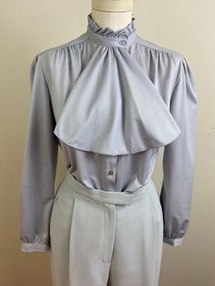 Beautiful blouse, the Gary color the ruffle in the collar, puffy sleeves and cuff is stunning pice. 40' Bust Ruffle Collar Blouse, Collared Blouse, Ruffle Collar, Puffy Sleeves, Beautiful Blouses, Collar Blouse, Victorian Style, Mandarin Collar, Victorian Fashion