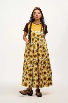 Stay cool and stylish with the Faye Dress - made with 100% organic cotton double Gauze. Its lightweight, breathable fabric keeps you comfortable all summer long while its timeless design makes it a staple in any wardrobe. Sunflower Skirt, Lucy And Yak, Midaxi Dress, Summer Inspo, Sunflower Print, Double Gauze, Tiered Dress, Jumpers And Cardigans, Hat Hairstyles