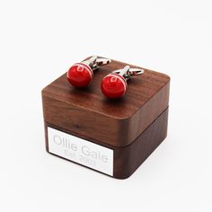 Presented in a solid mahogany gift box which can be personalised with any name or message, either typed or hand-written, the choice is yours! Whether you are buying these striking cufflinks to wear with a suit, or for a black-tie function, these highly polished cufflinks certainly qualify as statement jewellery. We challenge you to find any other cufflinks that captures the spirit of this sport. Please be aware that as a personalised product, made especially for you, this product is non-returnable. - Supplied with a mahogany gift box - Goods will be delivered in 1 - 3 working days Classic Red Cufflinks For Formal Occasions, Classic Jewelry With Gift Box For Father's Day, Classic Jewelry For Father's Day With Gift Box, Classic Father's Day Jewelry With Gift Box, Classic Wedding Cufflinks With Gift Box, Classic Jewelry Gift For Father's Day, Classic Jewelry Gift Box For Father's Day, Classic Personalized Cufflinks For Gift, Personalized Classic Cufflinks For Gift