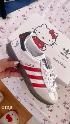 Hello Kitty Sambas, Hello Kitty Sneakers, Gazelle Adidas, Shoes Wishlist, Hello Kitty Shoes, Mode Zara