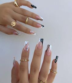 Mix Match Nails, Unghie Nail Art, Fancy Nails Designs, Acrylic Nails Coffin Short, Nagel Inspo, Short Acrylic Nails Designs, Pink Acrylic Nails, Coffin Nails Designs, Fancy Nails