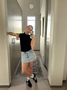 stylish, black top, sambas, gizelles, spezials, adidas, black shirt, black shoes, skirt, outfit inspo, it girl, lazy girl, mirror selfie, Black Spezial Outfit, Fits With Black Sambas, Black Spezial Adidas, Black Adidas Spezial, Black Addidas Outfits Shoes, Adidas Girl Aesthetic, Spezials Adidas Outfit, Black Spezial Adidas Outfit, Shoes Skirt Outfit