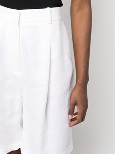 Fabiana Filippi high-waisted knee-length Shorts - Farfetch White Workwear Shorts With Belt Loops, White Bermuda Shorts With Pockets For Work, Modern White Short Bottoms, Elegant Knee-length Shorts With Pockets, Fitted Linen Shorts With Belt Loops, Classic White High-waisted Bermuda Shorts, Classic White Bermuda Shorts For Work, Wide Leg White Shorts For Work, Elegant Knee-length Bermuda Shorts With Pockets