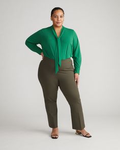 Crepe Jersey Long Sleeve Tess Blouse - Jardin Green Stretch Blouse For Work, Green Stretch Top For Office, Jersey Long Sleeve, Fabric Covered Button, Work Clothes, Size 00, Luxury Fabrics, Fabric Covered, Covered Buttons