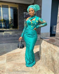 33 Breathtaking AsoEbi Lace Gown Styles for Weddings Green Asoebi, Stylish Naija, Nigerian Lace Styles Dress, Corset Styles