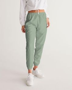 Signature Lucky Lime Sage Women's Track Pants Casual Solid Color Nylon Yoga Pants, Casual Solid Nylon Yoga Pants, Casual Harem Pants With Elastic Waistband For Sports, Nylon Yoga Bottoms With Side Pockets, Green Athleisure Cargo Pants For Outdoor, Green Athleisure Cargo Pants For Outdoor Activities, Sporty Green Joggers For Outdoor Activities, Nylon Yoga Bottoms With Pockets, Green Relaxed Fit Cargo Pants For Sports