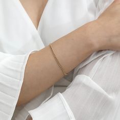 14k Solid Gold Cuban Chain Bracelet Curb Chain Yellow Rose - Etsy Classic Rose Gold Chain Bracelet With Delicate Chain, Classic Delicate Chain Bracelet In Rose Gold, Classic Rose Gold Delicate Chain Bracelet, Classic Delicate Rose Gold Chain Bracelet, Timeless Rose Gold Jubilee Chain Bracelet, Classic Rose Gold Bracelet With Delicate Chain, Elegant Round Charm Bracelet With Box Chain, Elegant Charm Bracelet With Box Chain, Classic Rose Gold Box Chain Bracelet