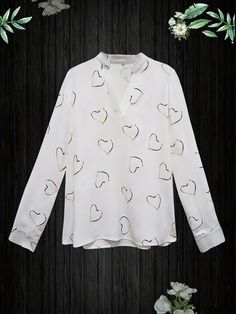 Peilia - Womens Heart Print V-Neck Blouse: The Casual Spring and Summer Long Sleeve Top for Fashion-Forward Professionals Spring Heart Print V-neck Top, Heart Print V-neck Top For Spring, Spring V-neck Top With Heart Print, Summer Long Sleeve, Casual Spring, V Neck Blouse, Sleeves Pattern, Heart Print, Professions