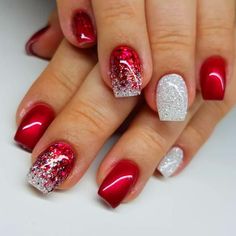 Red Christmas Nails, Glitter Gel Nails, Pretty Nail Art Designs, Christmas Nails Acrylic, Short Acrylic Nails Designs, Festival Nails, Dipped Nails, Xmas Nails