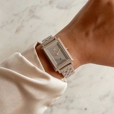 Mvmt Watches Women, Mvmt Watches, Classic Jewelry Pieces, Square Ceramic, Watch Trends, Minimalist Women, Watches Women, Modern Minimalism, Elegant Bracelet