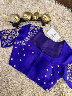 Simple Maggam Work Blouses Latest, Pelli Blouse, Ghagra Design, Magam Works, Blue Work Blouse, Banarasi Blouse, Indian Blouses, Blue Blouse Designs