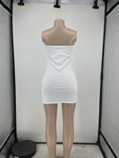 Sexy Solid Color Strapless Bodycon Mini Dresses Strapless Fitted Bodycon Dress With Built-in Bra, Strapless Bodycon Dress With Built-in Bra For Night Out, Strapless Mini Dress With Built-in Bra For Club, Strapless Club Dress With Built-in Bra, White Off-shoulder Tube Top For Night Out, Flirty Fitted White Tube Top, Flirty White Tube Top For Night Out, White Bodycon Dress With Built-in Bra, White Strapless Mini Dress For Club