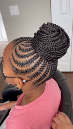 Corn Roll Pony Hairstyles, Hairstyles All Hair Up, Braids In Ponytail For Black Women, Pony Cornrow Hairstyles, Braided Up Do Hairstyles, Conrow Ponytails Braids, Corn Row Updo, Cornrow Hairstyles Ponytail, Braided Cornrow Ponytail