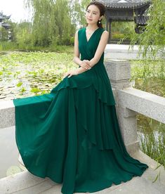 Green Chiffon Dress, V Neckline Dress, Bohemian Dresses Long, Chiffon Summer Dress, Dress Asymmetrical, Chiffon Dress Long, Body Measurement, Dresses Chiffon, Medieval Dress