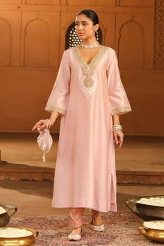 Blush pink silk chanderi kurta with kashmiri tilla and parsi gara embroidery. Comes with satin silk salwar. - Aza Fashions Silk V-neck Traditional Wear For Wedding, Festive Chanderi V-neck Kurta, Silk Designer Kurta For Eid, Silk Kurta For Eid Designer Wear, Festive V-neck Chanderi Kurta, Wedding Kaftan With Gota Work For Festivals, Elegant Designer Pink Palazzo Set, Wedding Kaftan With Gota Work For Festive Occasions, Elegant Pink Anarkali Set With Dabka Details