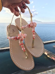 Embellished Footwear, Handmade Shoes Pattern, Bridal Shoes Wedges, Italian Leather Sandals, Cute Slippers, Fashion Shoes Flats, Embroidery Shoes